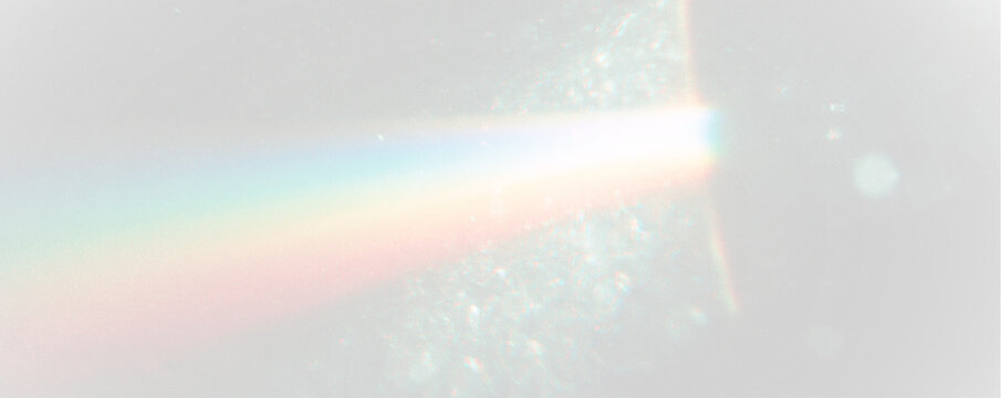Shimmering sun glare with soft gradient halo, glowing edges, and floating light particles. png

