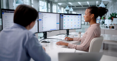 Expert Payroll Manager Using Efficient Software To Process Salaries