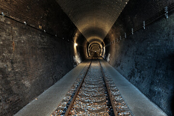 旧大日影トンネル西抗口から東抗口へ向かう遊歩道の途中