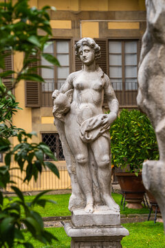 The courtyard garden of Palazzo Medici Riccardi in Florence, with sculptures and planted mandarin trees. Renaissance residence of the Medici family. Florence,Italy 04.01.2026
