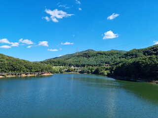 Fototapeta premium A lake with water sparkling in the sunlight.