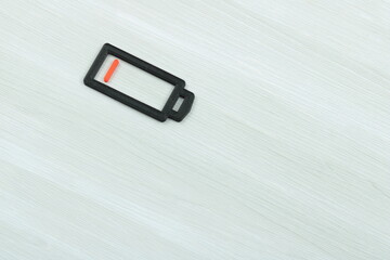 バッテリー1%のシンプルなデザイン