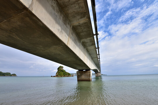 Beautiful view of Kouri Bridge 