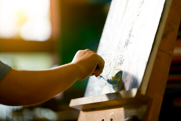 Painting oil paintings