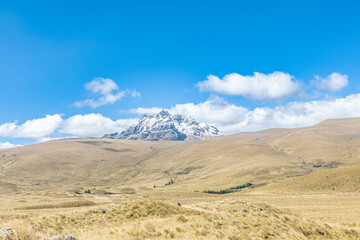 Fototapeta premium Pichincha Province, Ecuador - February 5, 2026: The Sincholagua volcano is an inactive volcano located in the Andes Mountains. It is the 12th highest volcano in the country at 4,873 meters.