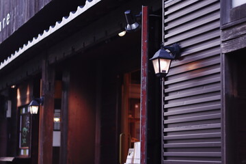 外灯のあるレトロな風景