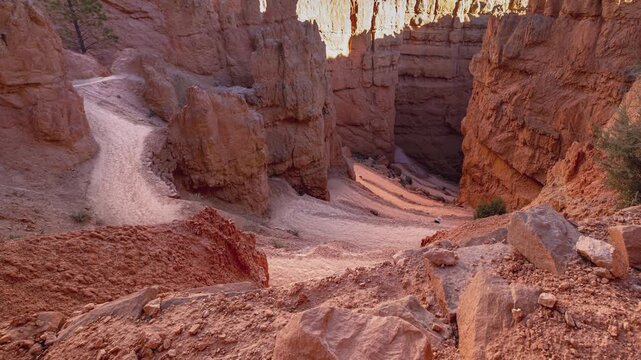 Time-lapse of hikers making their way down Bryce Canyon's Wall St switchbacks