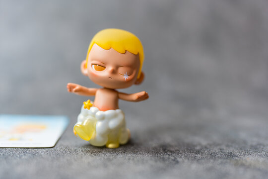 Bangkok, Thailand - Match 5, 2026 : Love Makes Me Afraid. Kubo Angel's Poem Series, pop mart
