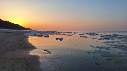 Bałtyk zimą. Kąty Rybackie. © wojwarm