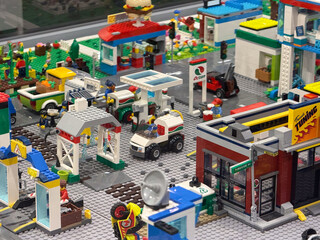 Naklejka premium Lego city gas station and shops