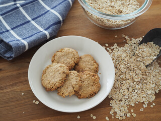 手作りのオートミールクッキー