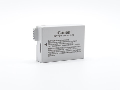 Canon lp e8 lithium ion battery in Manila, Philippines