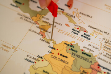 Obraz premium Exploring map of central america pinpointing panama's location travel guide detailed geography