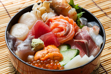 海鮮丼
