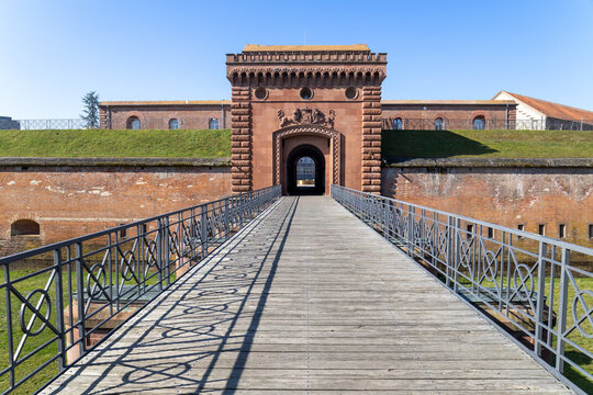Historisches Festungstor der Festung Germersheim