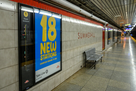 Subway platform in Toronto is clean and empty