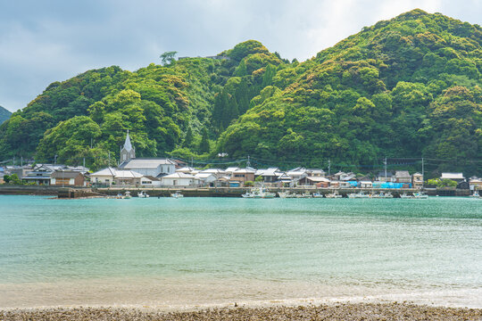 熊本県天草市 﨑津集落 海と教会がある漁村の景観