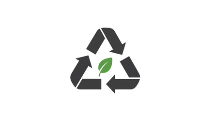 Obraz premium Recycling symbol with green leaf.