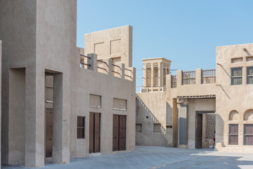 stare domy w Dubai Creek © witan