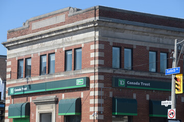 Naklejka premium historic The Dominion Bank (TD Canada Trust Branch and ATM) at 480 Danforth Av at Logan Av, Toronto