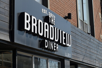 Naklejka premium exterior building facade and sign of The Broadview Diner located at 757 Broadview Av, Toronto