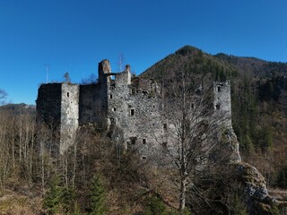 Blick auf die Burgruine Schachenstein, Thörl, Steiermark