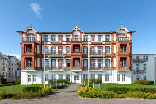 famous haus Seeblick at the promenade of Ahlbeck
