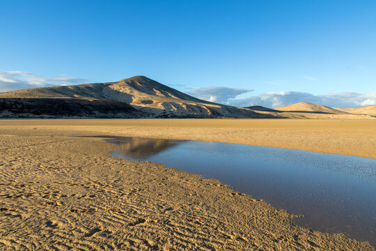 85 Playa de Sotavento con la bassa marea a Fuerteventura, Canarie
