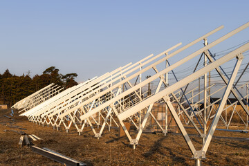 太陽光野立発電所工事現場