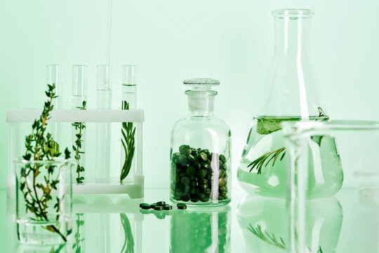 Herbal extracts and organic supplements in laboratory setting