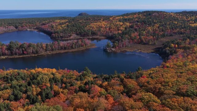 Harlow Lake, Lake Superior peak fall colors
