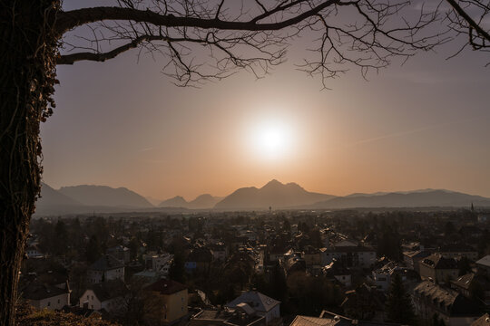 Sonnenschein mit Saharastaub in der Luft