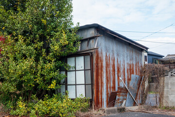 日本の岡山県笠岡市の古くてとても美しい建物