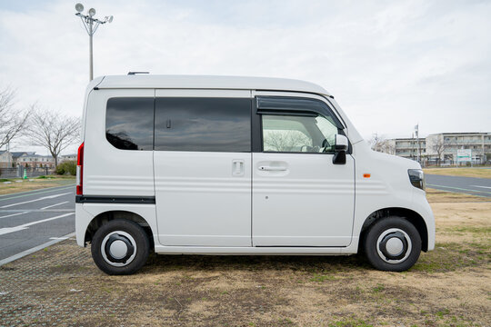 軽貨物 個人事業主 配送 ドライバー 運賃 送料 個配 置き配 配達員 軽自動車 ハイルーフ 業務委託 積載 荷物 段ボール