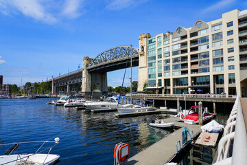 Burrard Street Bridge, an Art-Deco style, steel truss bridge spanning False Creek in Vancouver, British Columbia, Canada © Alexandre ROSA