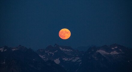 Setting moon in the North Cascades National Park  © david