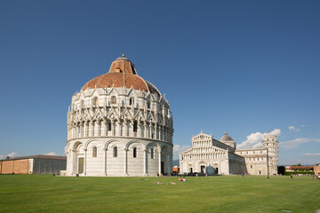 Exterior view of the Baptistry in the Square of Miracles, Pisa