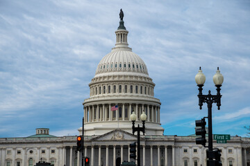 Obraz premium Capitol architecture in Washington DC cityscape landmark. Capitol dome monument in United States. Capitol symbol American government. Capitol iconic exterior in USA.