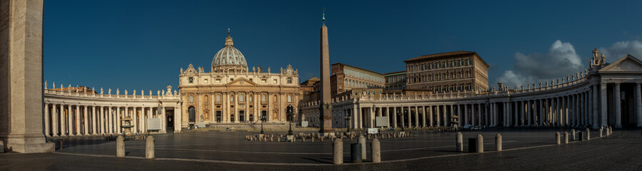 Obraz premium Vatican golden dawn light St Peter's Square panorama Rome Italy