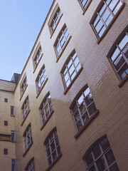 Obraz premium An example of Victorian glazed bricks used in a courtyard of an industrial mill in Manchester, UK