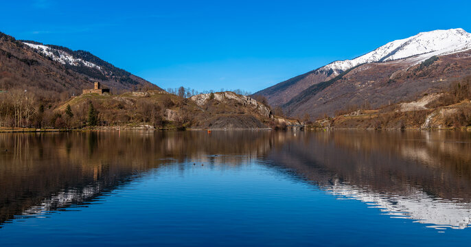 Lake G&eacute;nos-Loudenvielle and the Pyrenees, in the Hautes-Pyr&eacute;n&eacute;es, Occitanie, France