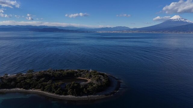 大瀬崎・岬と富士山と神池 - 静岡県沼津市,日本