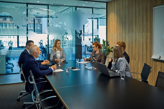 Group of business people discussing in meeting