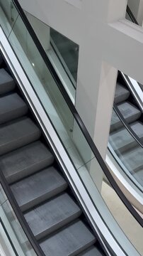 video of modern escalators in motion