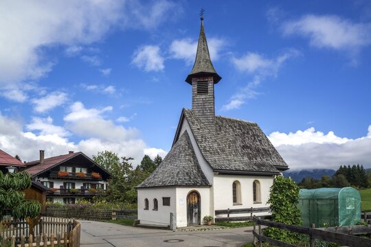 Chapel of St. Fabian and Sebastian. Kornau, Oberstdorf, Oberallg&auml;u, Allg&auml;u, Bavaria, Germany