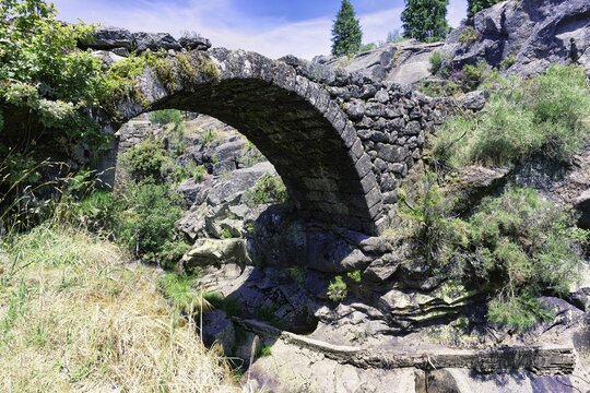 The Old stone bridge, Castro Laboreiro village, Peneda Geres National Park, Minho, Portugal
