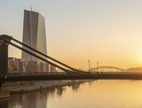 High-rise building, European Central Bank in the morning light, Main with raft bridge, Frankfurt am Main, Hesse, Germany