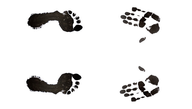 Huellas en tinta negra con fondo blanco de pies y manos de mujer y hombre, huellas er&oacute;ticas.