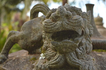 stone lion statue