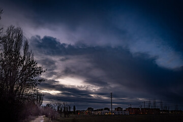 Valladolid ciudada europea de España centrla en invierno al anochecer 